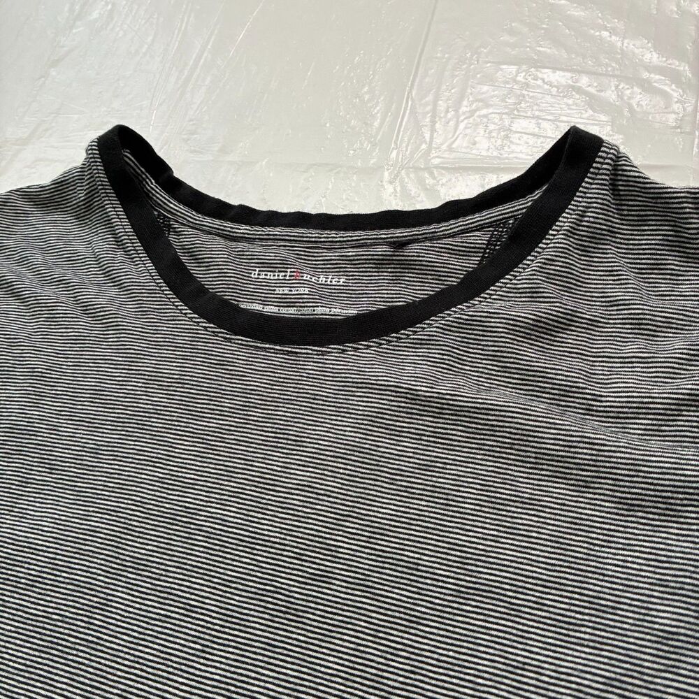 Daniel Buchler T Shirt Men’s M Striped Short Sleeve Casual Active